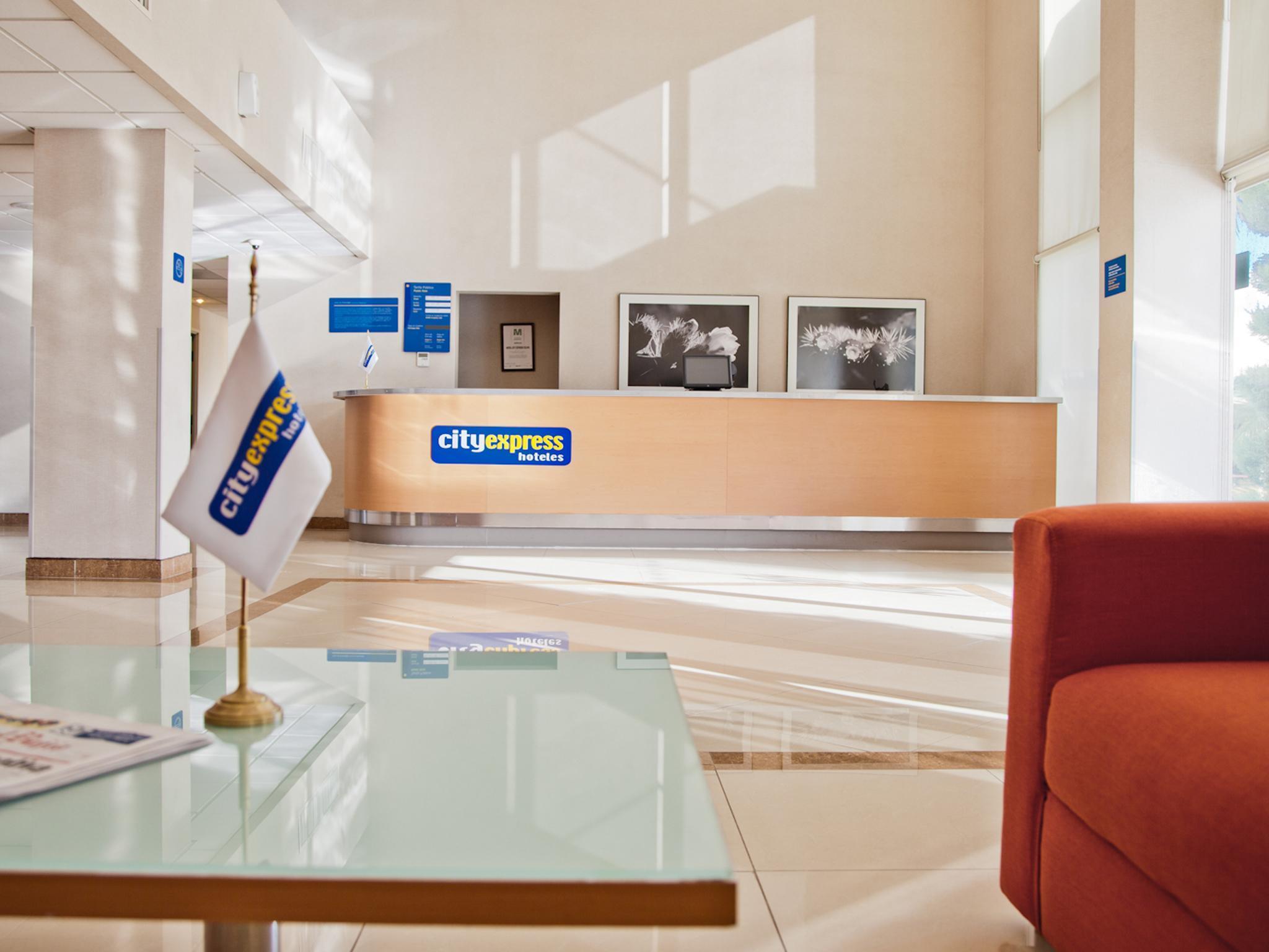 City Express By Marriott Celaya Parque Celaya (Guanajuato) Exterior foto