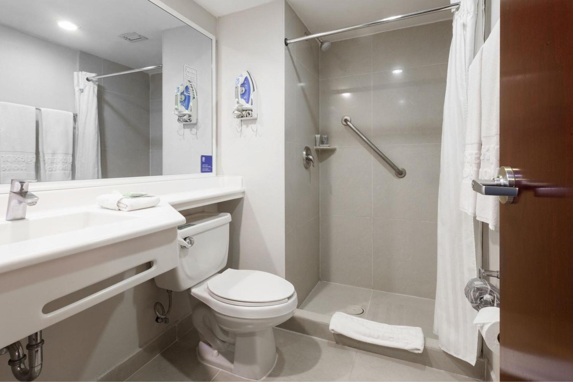 City Express By Marriott Celaya Parque Celaya (Guanajuato) Exterior foto
