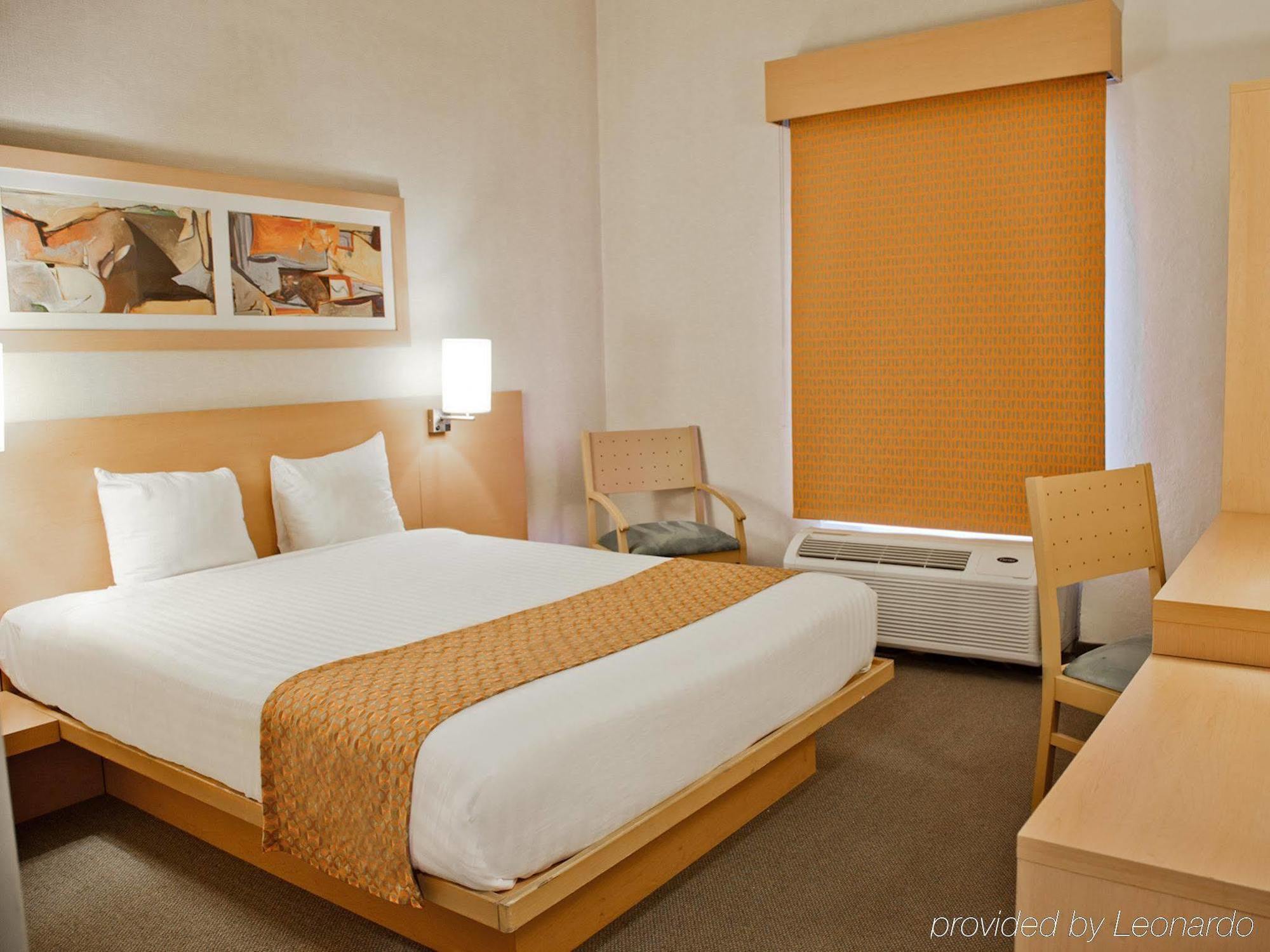 City Express By Marriott Celaya Parque Celaya (Guanajuato) Exterior foto