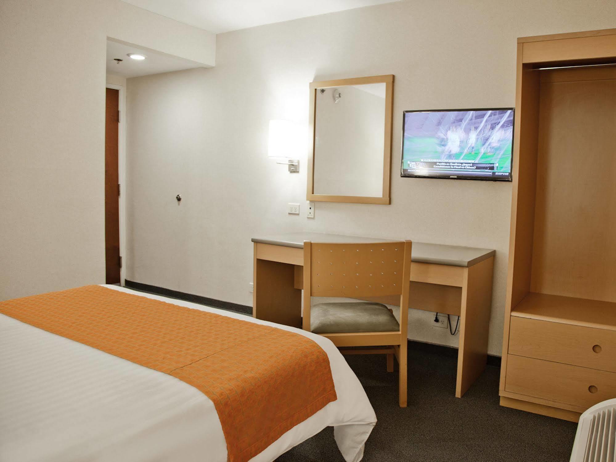 City Express By Marriott Celaya Parque Celaya (Guanajuato) Exterior foto